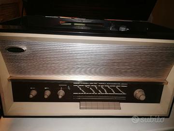 Radio con giradisco vintage marca Philco