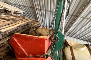 Muletto terpa per uva e nocciole