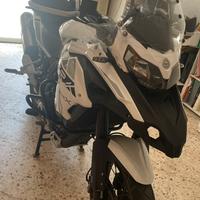 Benelli trk 502 x