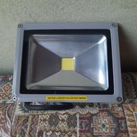 Faro a led alta luminosità 20 watt