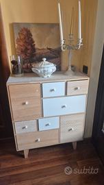 Credenza con cassetti