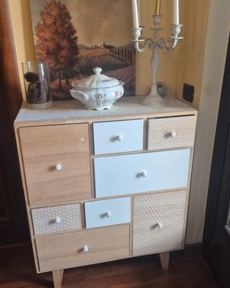 Credenza con cassetti
