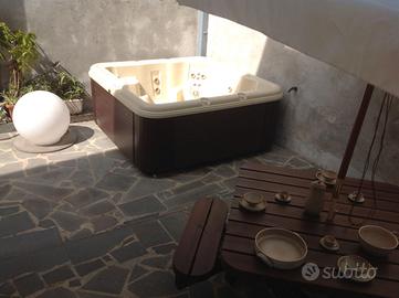 vasca idromassaggio esterno