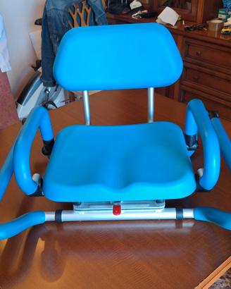 Sedia girevole per vasca da bagno