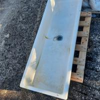 Lavabo a canale 135x35 Ceramica