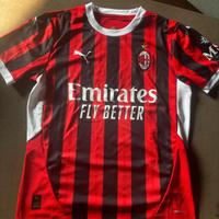 completo da calcio Milan