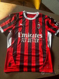 completo da calcio Milan