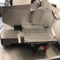 Affettatrice professionale 