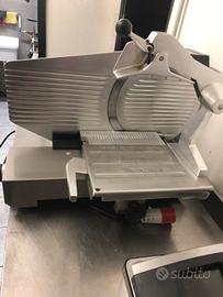 Affettatrice professionale 