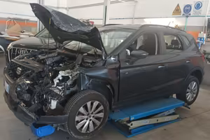 SEAT ARONA 1.0 TGI incidentata