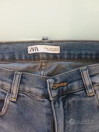 Jeans blu chiaro Zara per uomo 