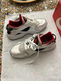 Scarpe Nike  air huarache