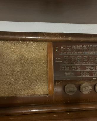 Radio a Valvole Magnadyne S 103