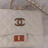 Borsa Chanel bianca trapuntata
