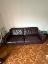 Divano due posti in pelle