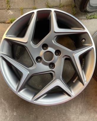 due cerchi da 18 4x108