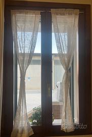 23 serramenti completi in legno robusto