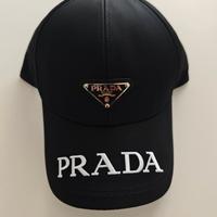 Cappellino in nylon Prada
