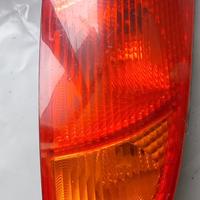 STOP/FANALE POSTERIORE DX FORD FOCUS BERLINA 2000