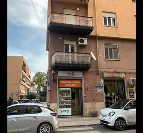 Negozio via malaspina 223