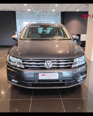 VOLKSWAGEN Tiguan 2.0 TDI SCR DSG Business U10585