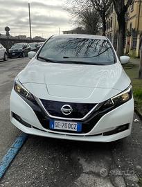 NISSAN LEAF ACENTA 40 KWH 90KW 122 CV