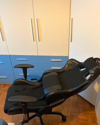 Sedia da gaming regolabile trust gxt nera