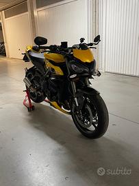 Triumph Street triple RS