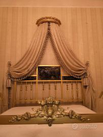Letto antico.