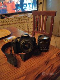 Canon EOS 1100D con 2 obiettivi