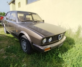 Alfetta 1982 Quadrifoglio oro