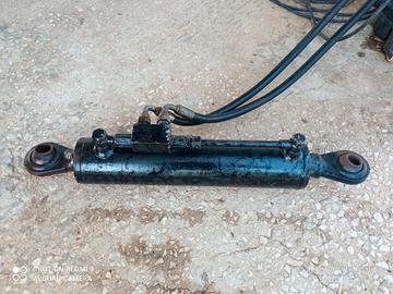 terzo punto idraulico grande usato come nuovo 