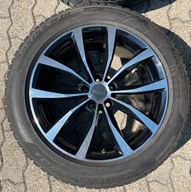 4 cerchi MAK 18 con gomme termiche Pirelli e TPMS