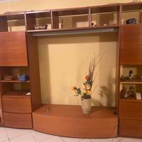 Parete attrezzata in ciliegio