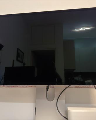 Apple studio display (ver. 2022)