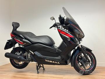 Yamaha xmax 250