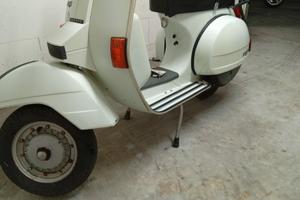 Vespa PX 200 Arcobaleno