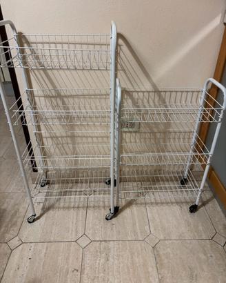 Due carrelli con misure rispettivamente di cm 84 x