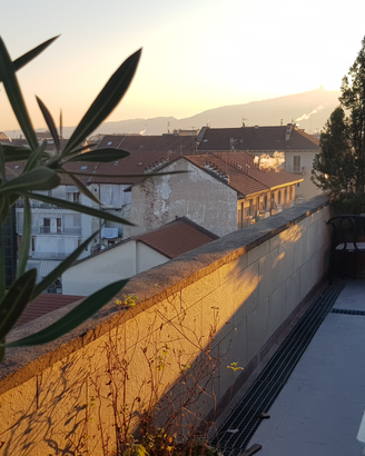 Privato vende attico con terrazza 40mq