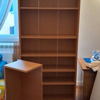 Libreria Billy Ikea color ciliegio con top