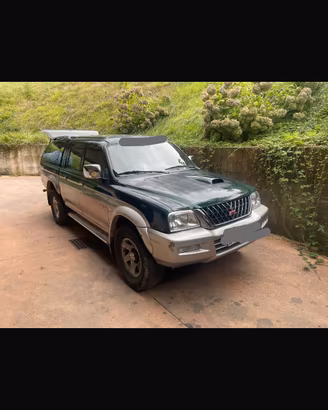 Pick up mitsubishi l200