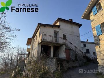 Casa indipendente di 143 m² con 4 locali e box aut