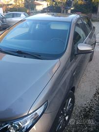 TOYOTA AURIS Active + 1.8 Ibrida  2013