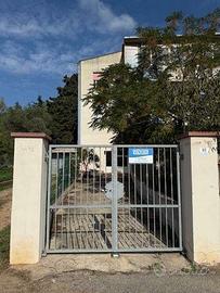 Locale commerciale con possibilita di cambio d'uso