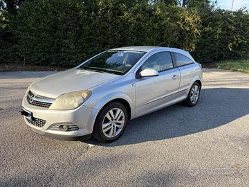 Opel Astra GTC 1.3 CDTI (OK Neopatentati)