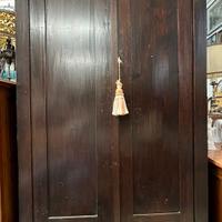 ARMADIO IN LEGNO INTERNO RIVESTITO