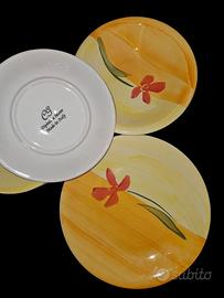 Servizio 18 piatti dipinti a mano