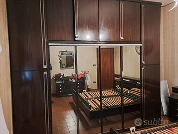 Camera da letto vintage completa