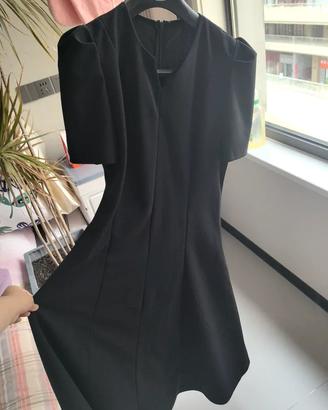 Vestito nero da donna