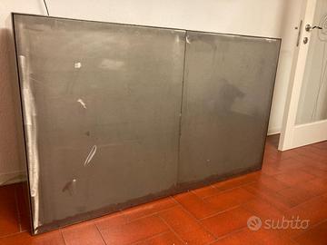 Mobile credenza in ferro spazzolato e libreria